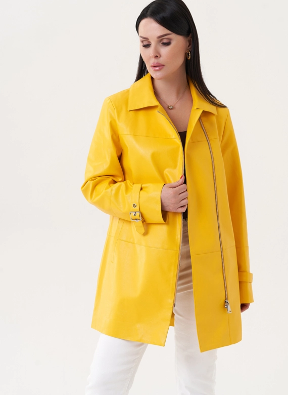 Удлиненный жакет из эко кожи с поясом фото