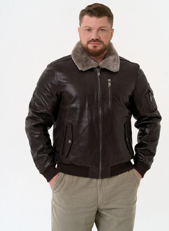 Мужская дубленка коричневого цвета