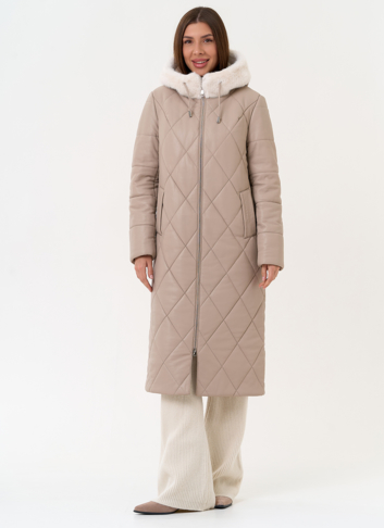 Женское пальто из эко кожи с капюшоном