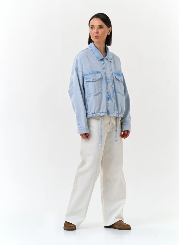 Женская объемная джинсовая куртка 