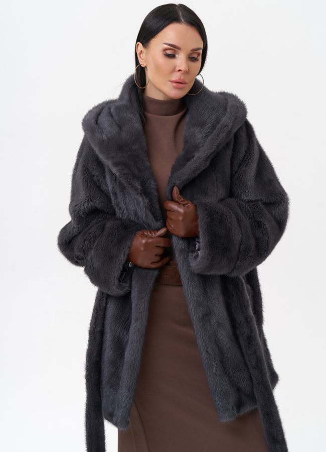 Короткая норковая шуба с капюшоном модель № 29522 универмаг малина