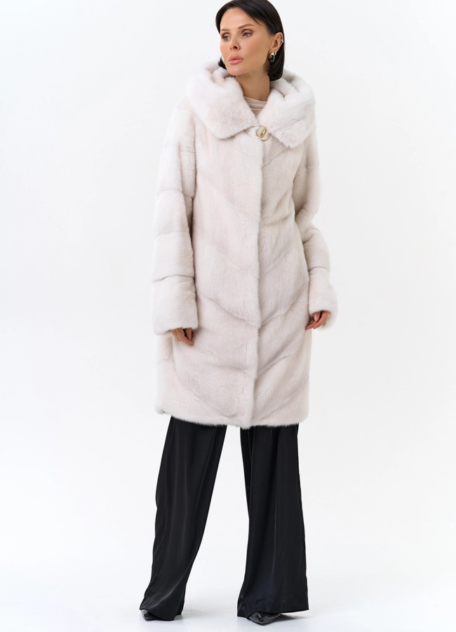 Светлая норковая шуба с капюшоном модель № 24736 универмаг малина