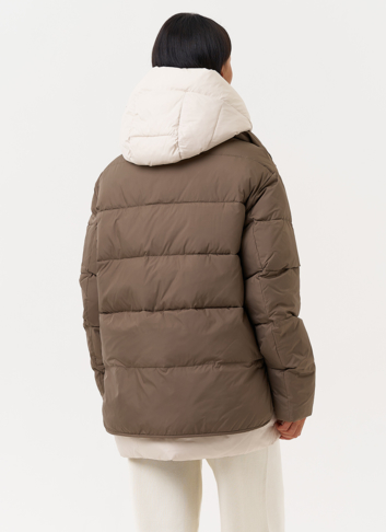 Женская зимняя куртка с капюшоном