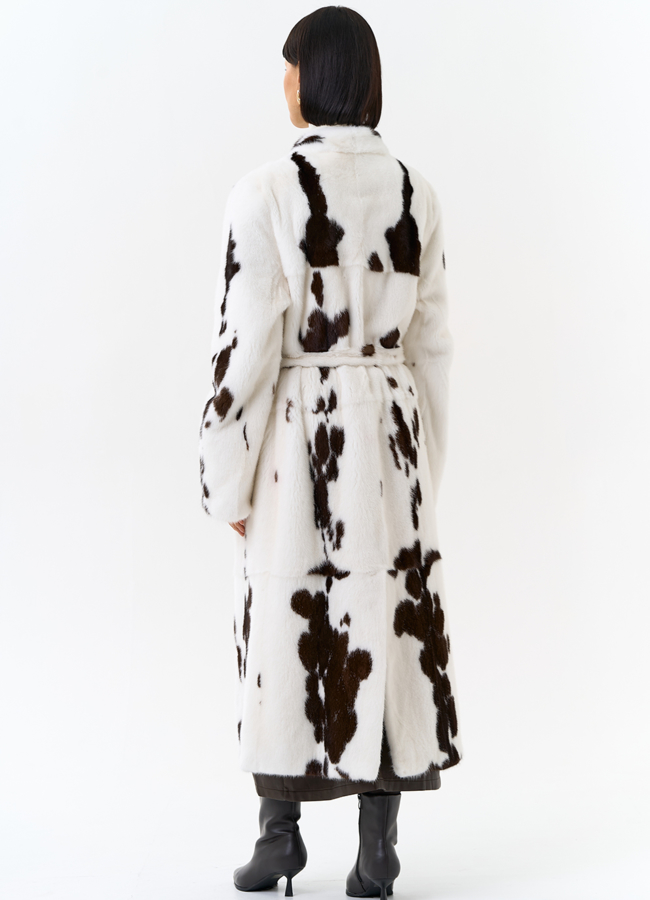 Шуба из меха норки в расцветке 