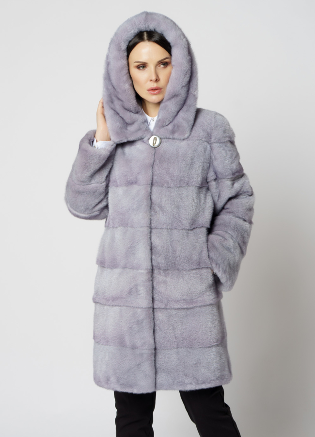 Шуба из норки с капюшоном и кулиской голубого цвета модель № 29121 в рассрочку