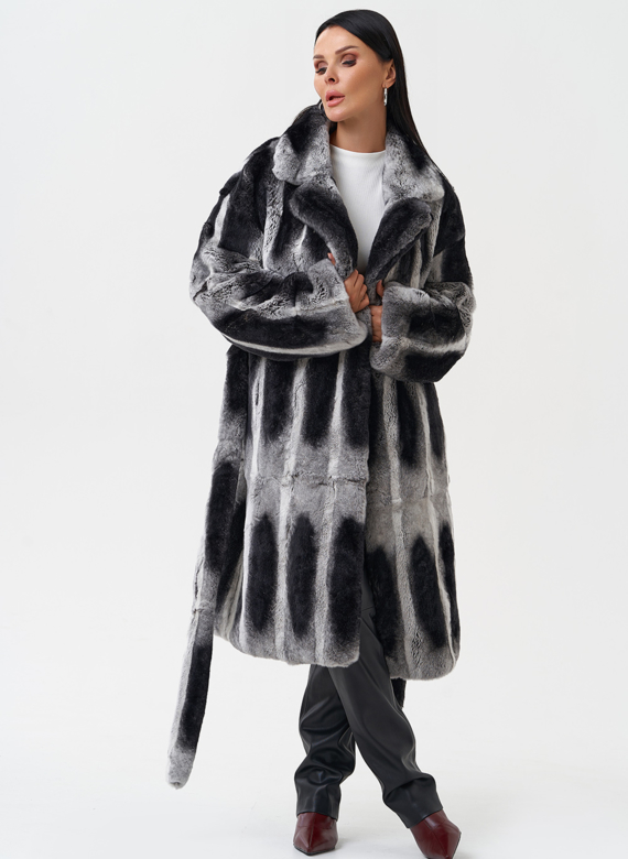 Шуба из меха кролика с английским воротником