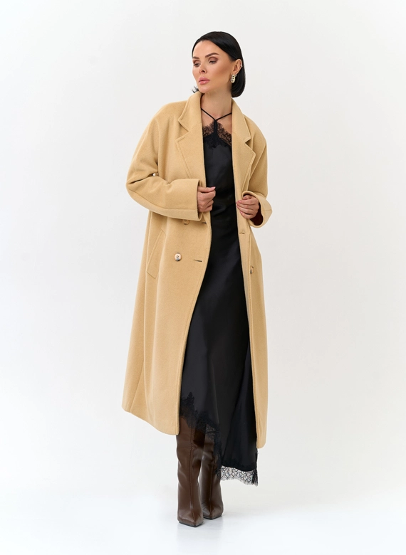 Женское пальто с поясом фото